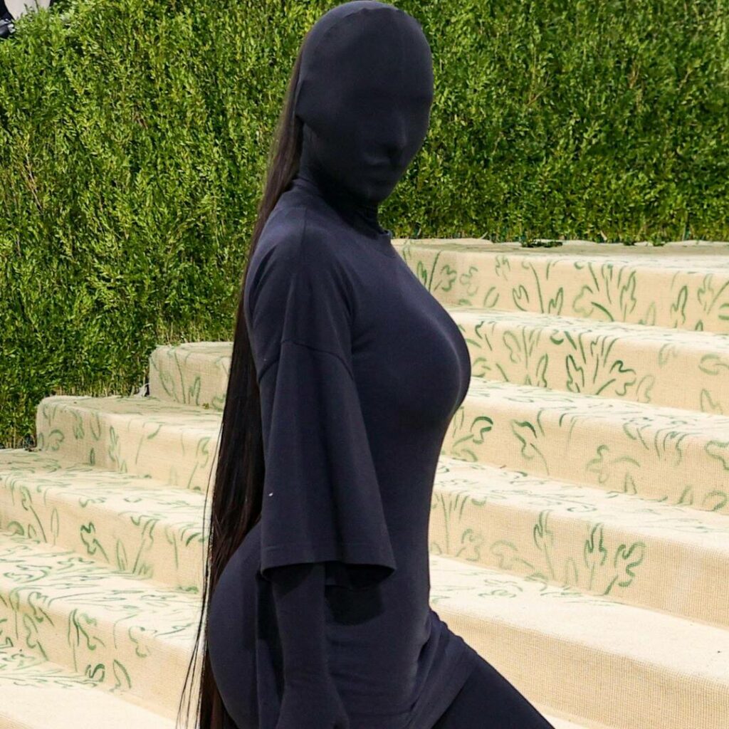 Kim Kardashian Reveals Her Face for Met Gala After-Party in Batman-Inspired Look