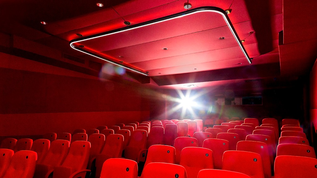 Omicron: Netherlands Shuts Cinemas for One Month, Ireland Imposes Curfew