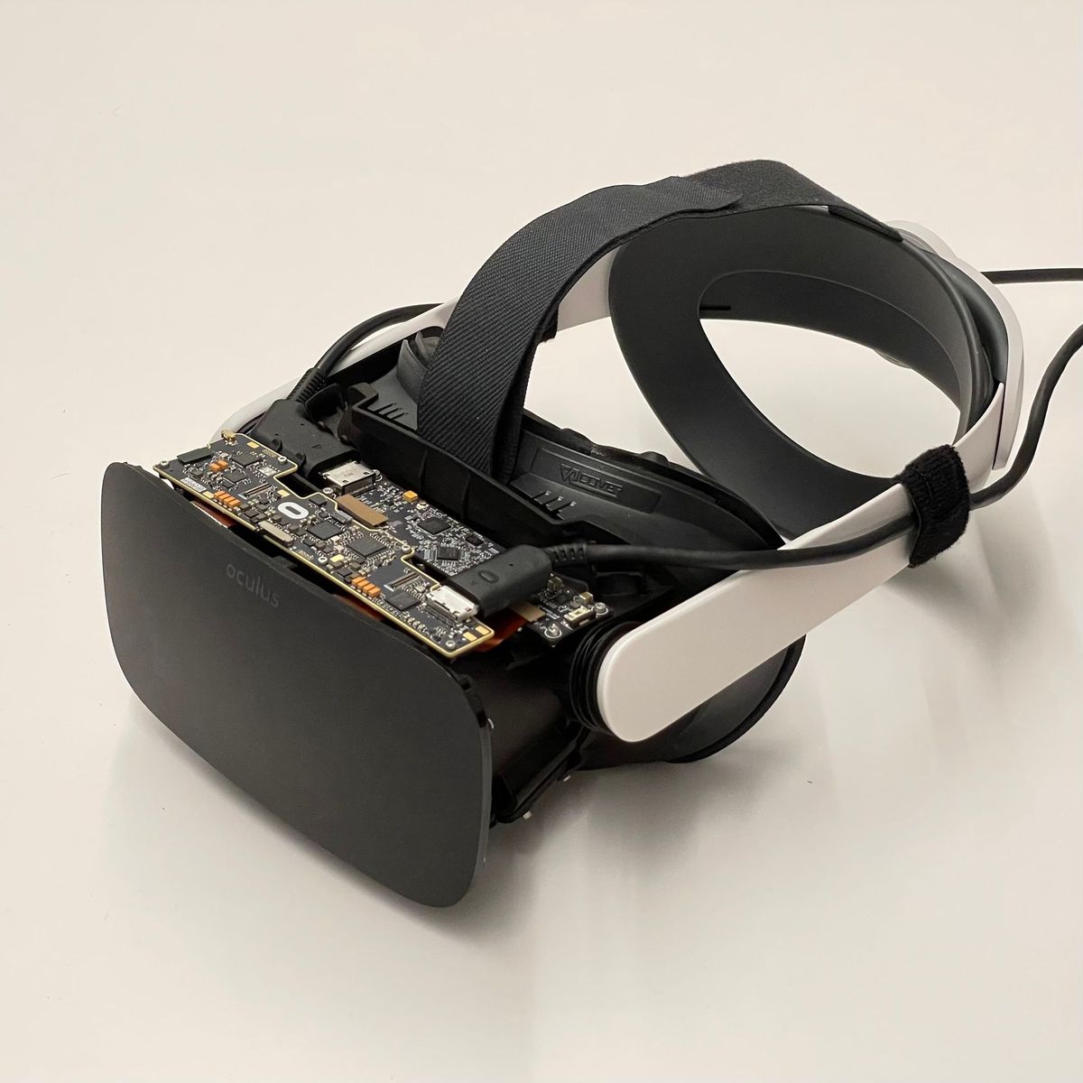 A black vr headset with a custom high-resolution screen.